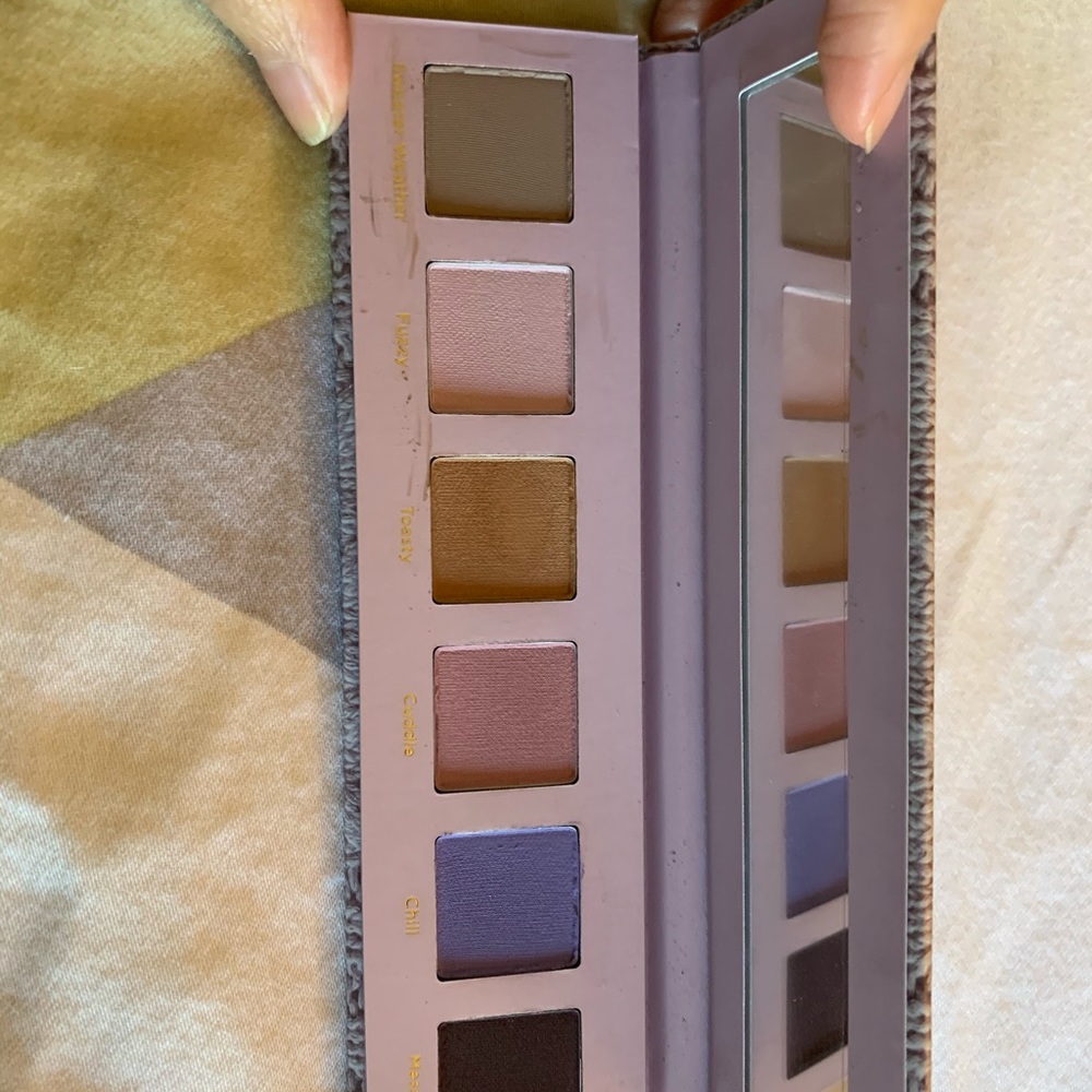 Makeup bundle - Picture 2 of 4